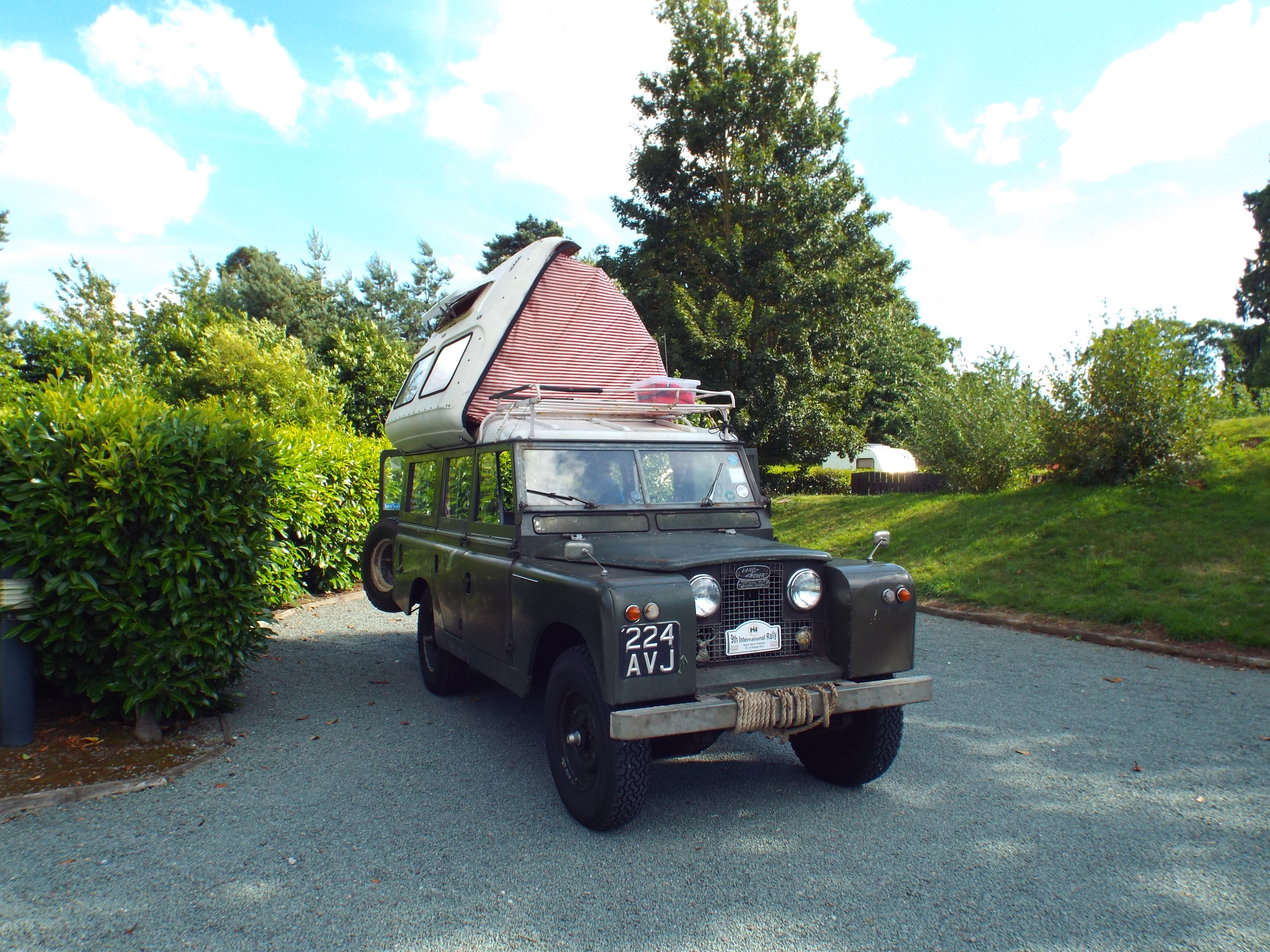 1062 Land Rover Dormobile